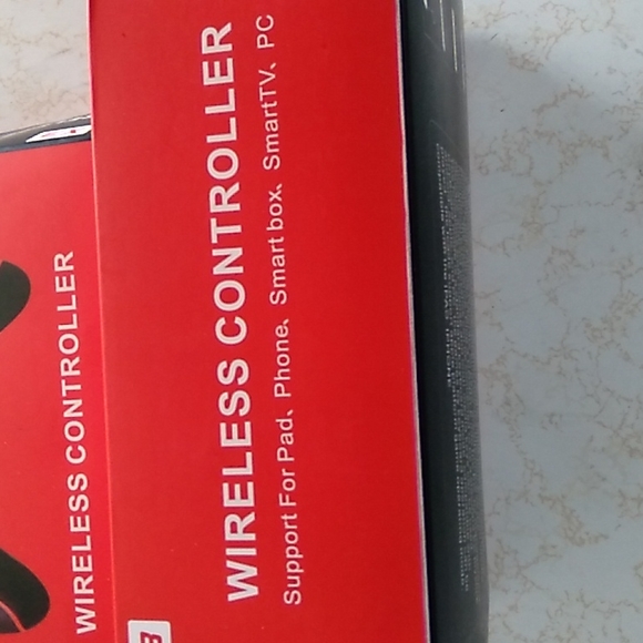 Wireless controllers - Picture 3 of 3